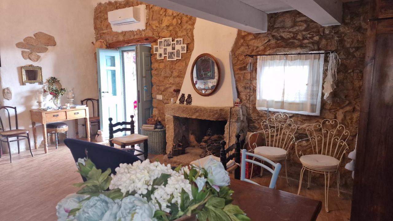 Villa Rifugio Monte Pino Telti Exterior foto