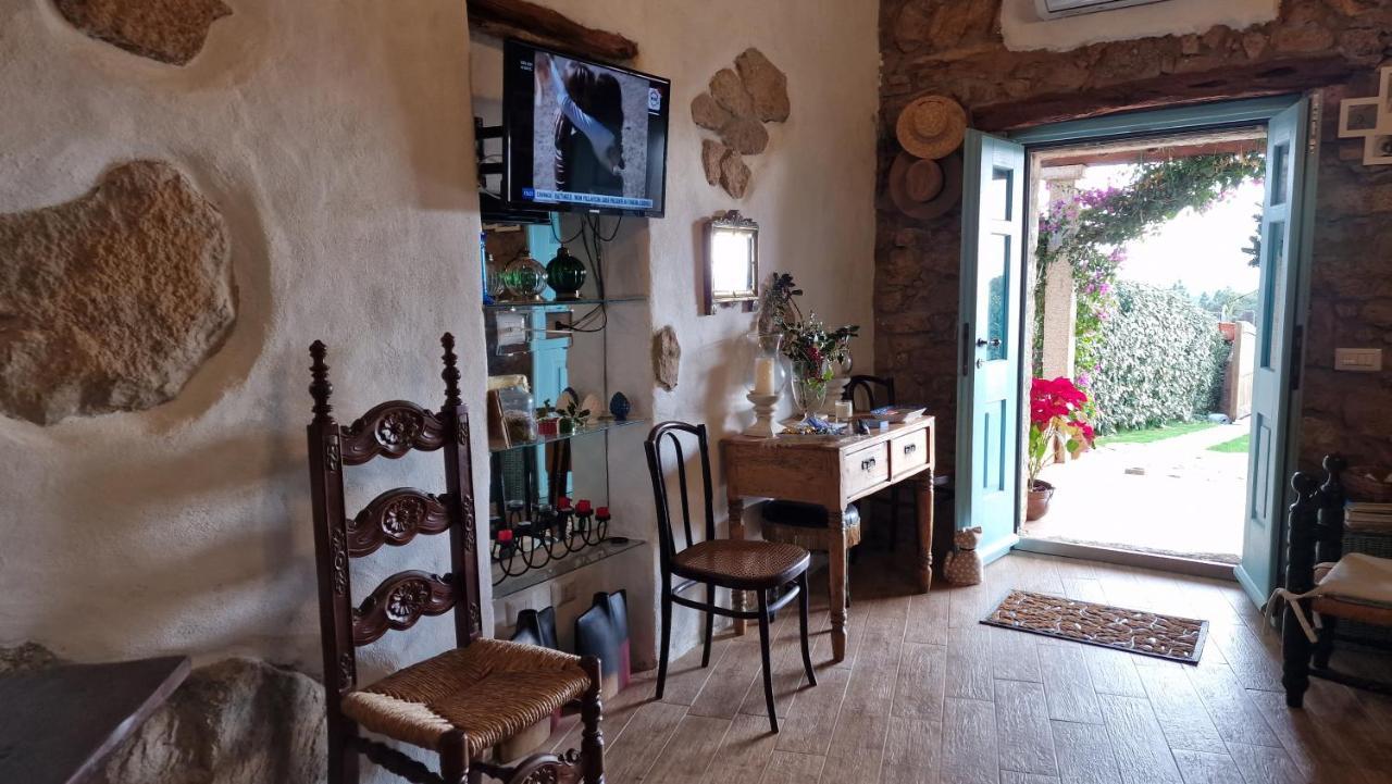 Villa Rifugio Monte Pino Telti Exterior foto