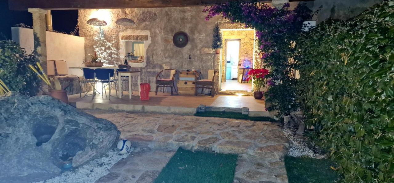 Villa Rifugio Monte Pino Telti Exterior foto