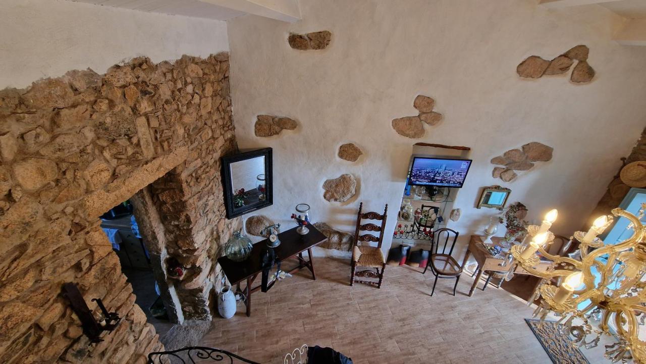 Villa Rifugio Monte Pino Telti Exterior foto